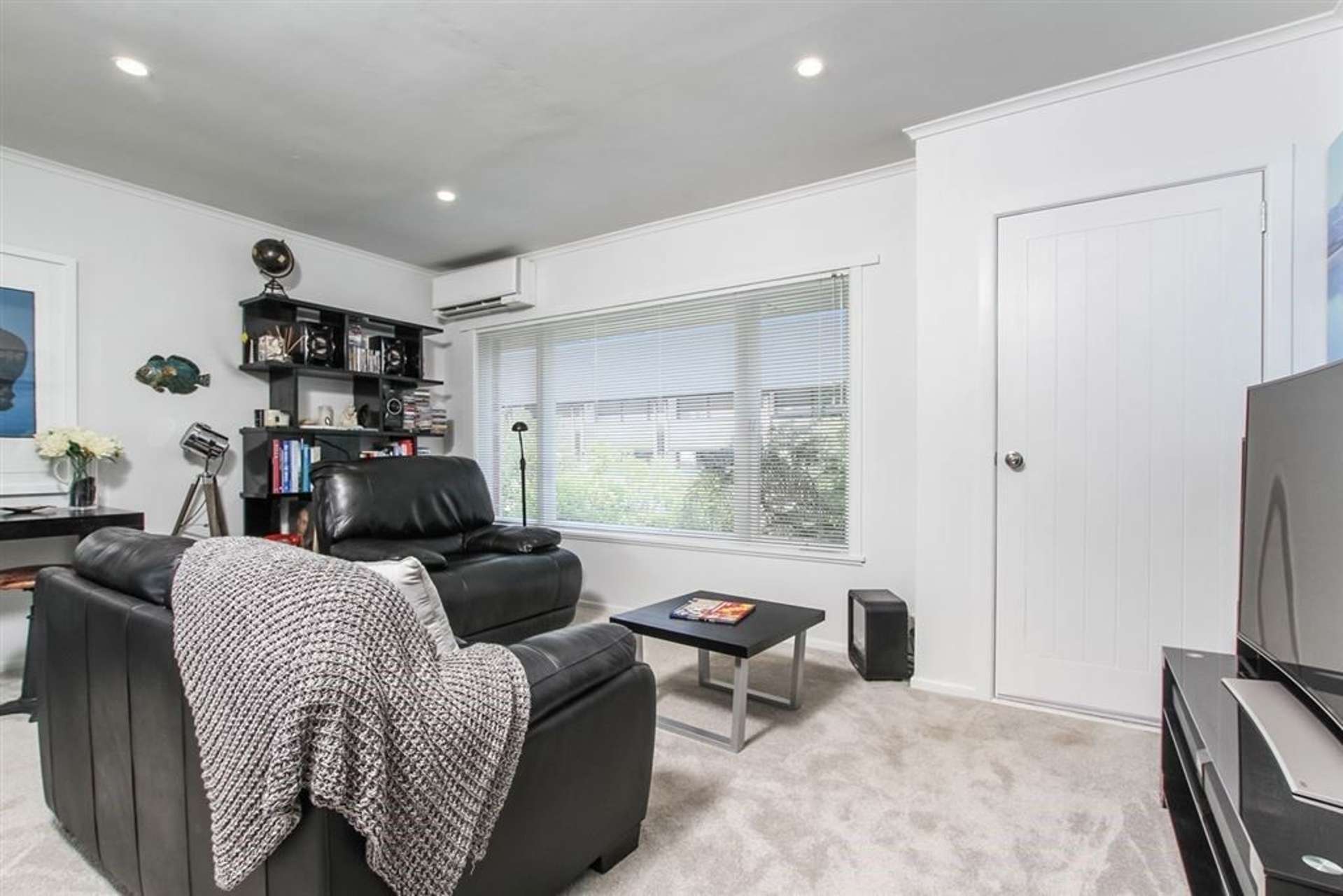 2/17a Anzac Street Takapuna_0