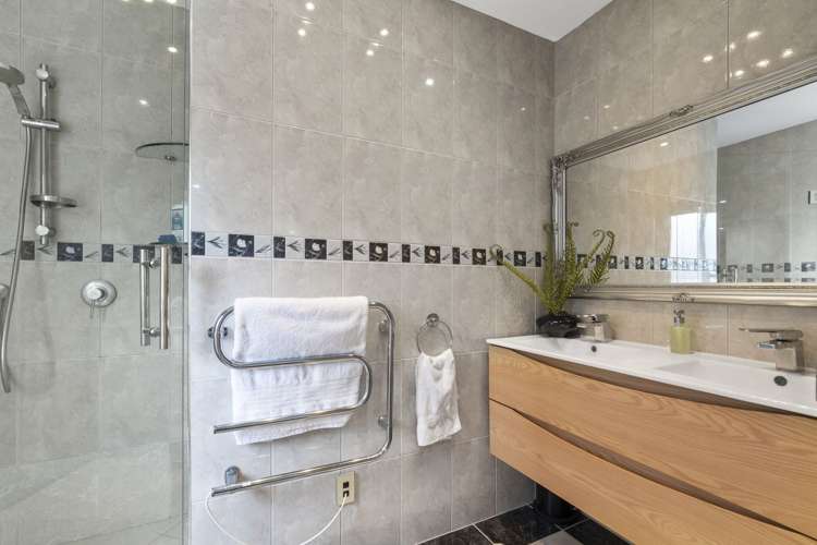 27 Byblos Place The Gardens_15