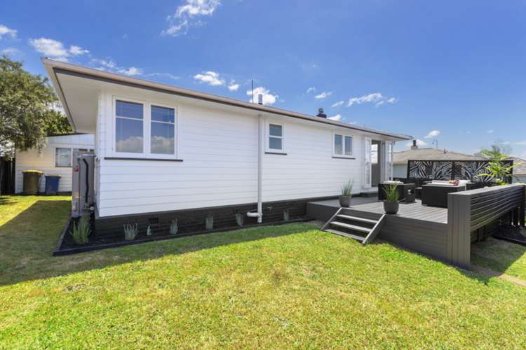 32 Neil Avenue Te Atatu Peninsula_16