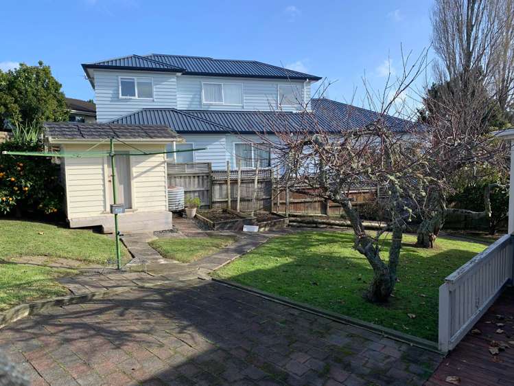 18 Raeben Avenue Hillcrest_24