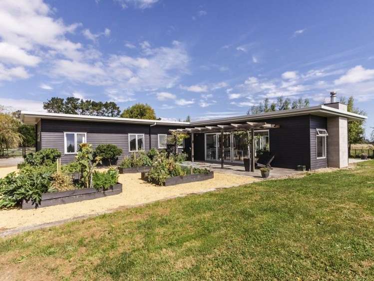 743 Stoney Creek Road Bunnythorpe_29