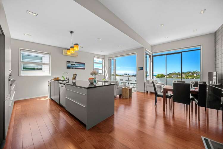 7/8 Wilk Lane Browns Bay_9