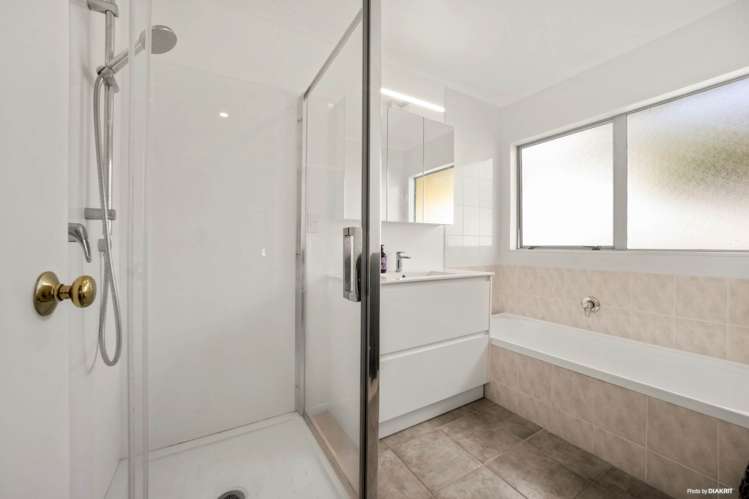 28 Roy Maloney Drive Henderson Heights_17