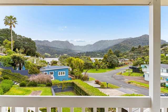 37 Foster Avenue Huia_3