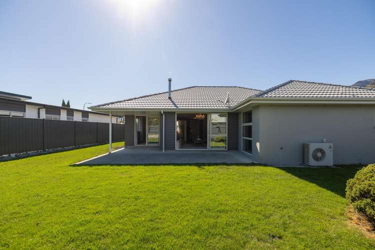 6 Risinghurst Terrace Lower Shotover_21