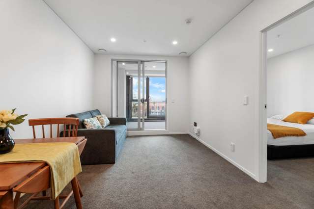 2D/100 Anzac Avenue City Centre_1
