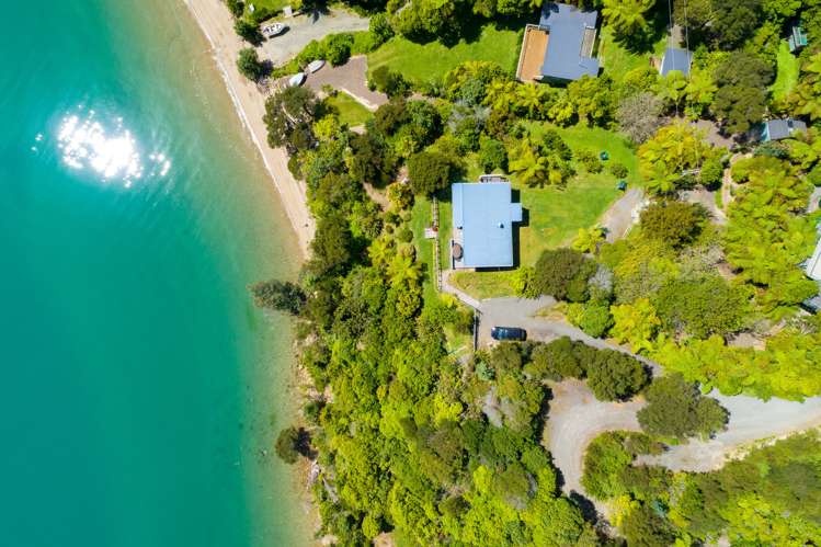 2453 Kenepuru Road Kenepuru Sound_6