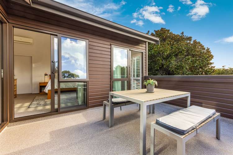 10 Coldham Crescent Saint Johns_10