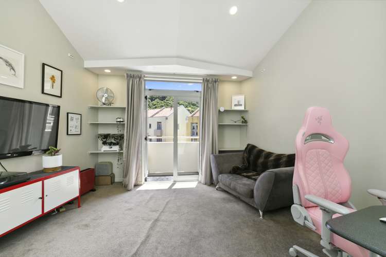 71/305 Evans Bay Parade Hataitai_6