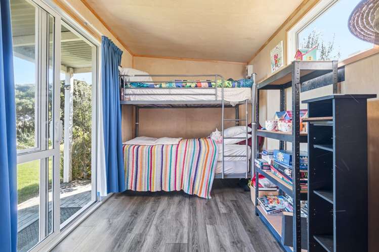 21 Carley Reeve Drive Marokopa_8