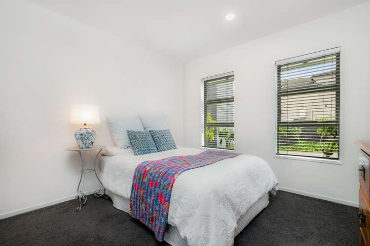 21 Elias Court The Gardens_15