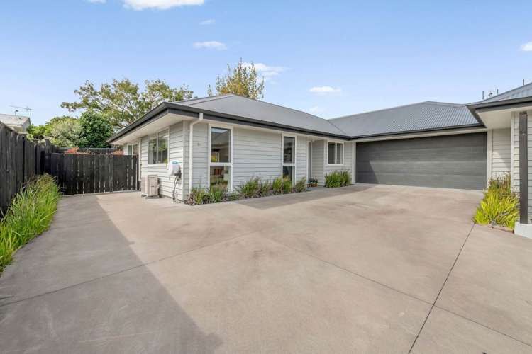 8 Seventh View Avenue Beachlands_11