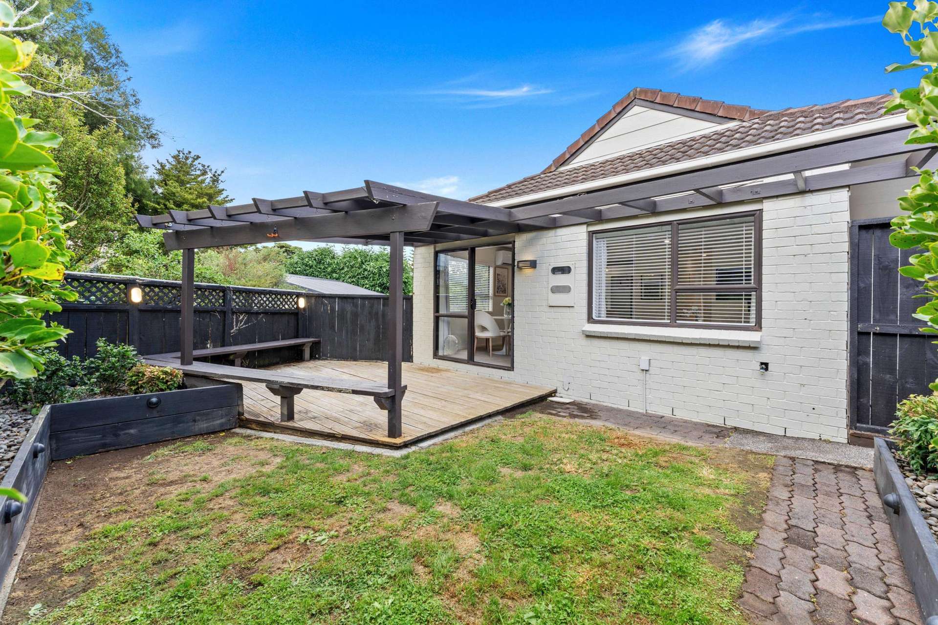 2/1B Eugenia Rise Totara Heights_0