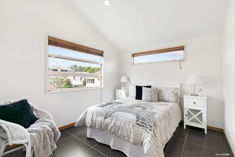 8a Queen Mary Avenue Epsom_8