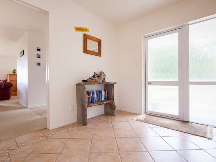 812 Richmond Road Lepperton_10