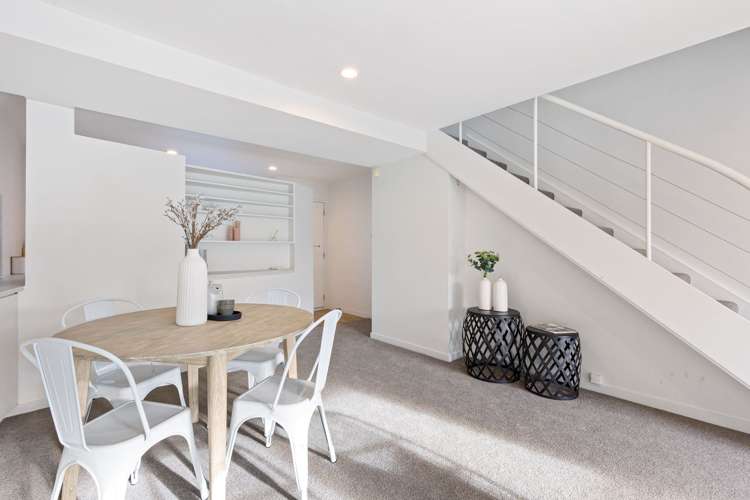 2/22 Exeter Street Merivale_7