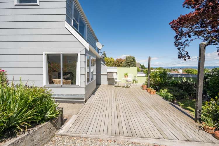 198 The Ridgeway Stoke_17