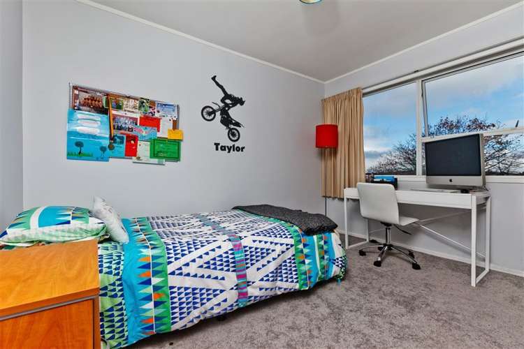 8 Coroglen Avenue Birkenhead_9