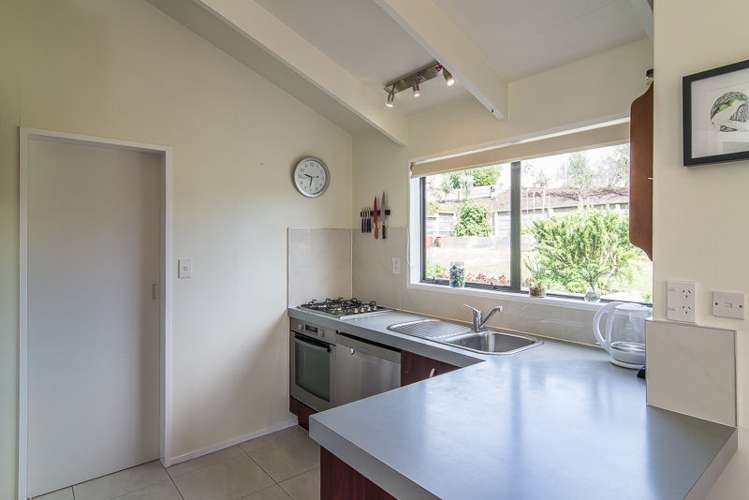 85 Queens Road Waikanae Beach_11