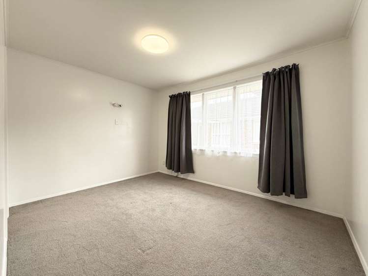 2/8 Bowling Avenue Epsom_6