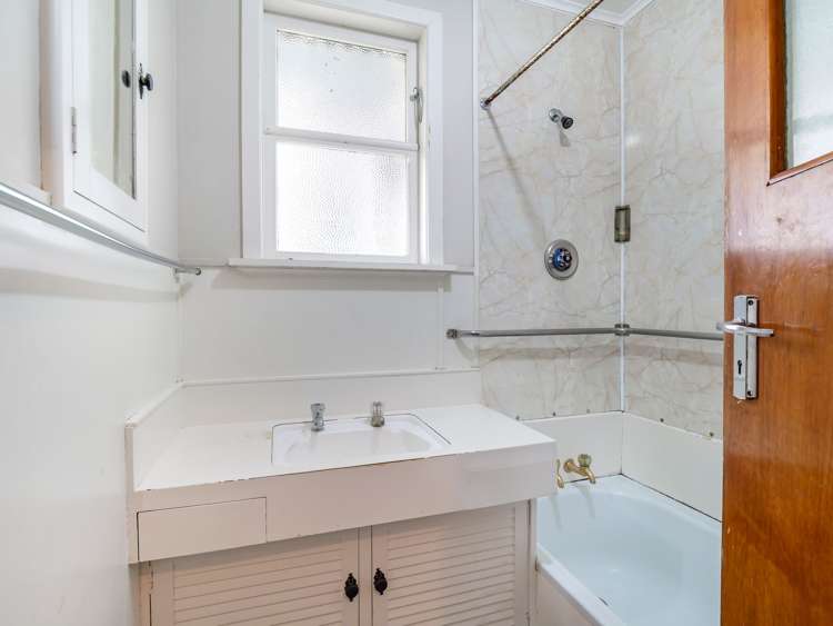 28 Hendersons Line Marton_26
