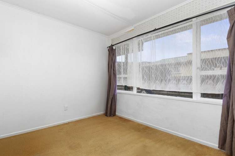 3 Kerepehi Grove Wainuiomata_9