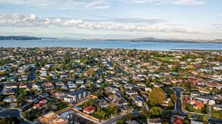 5 Gladfield Lane Te Atatu Peninsula_16