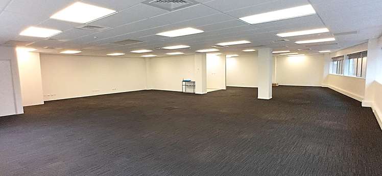 Level 1/Area B 132 Hurstmere Road Takapuna_5