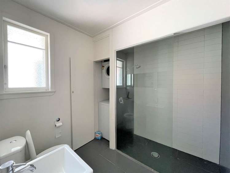 2/151 Jervois Road Herne Bay_9