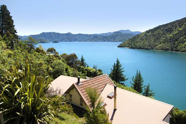 444 Port Underwood Road Waikawa_3