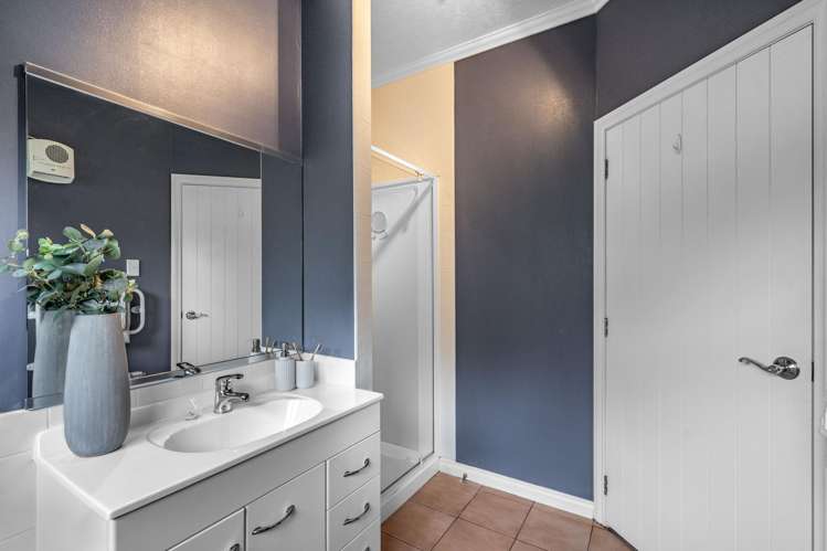 16 Raeburn Avenue Otatara_17