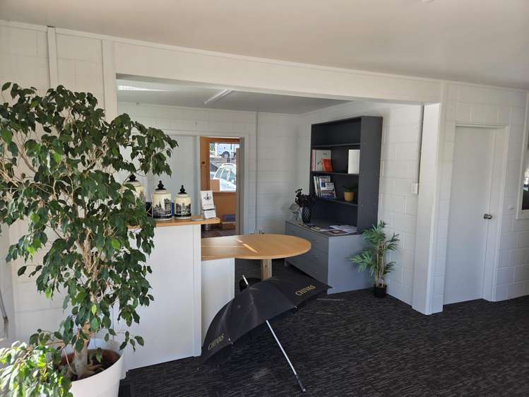 48 Station Road Pukekohe_11