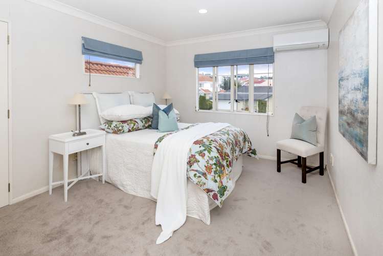 26 Jane Eyre Drive Somerville_15