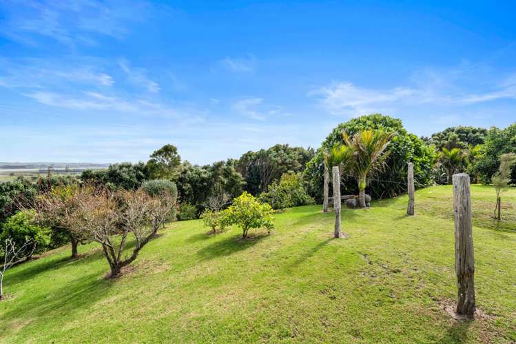 184 Bradleys Landing East Road Dargaville Surrounds_25