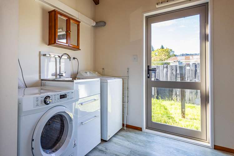 77 Goldfinch Street Ohakune_20