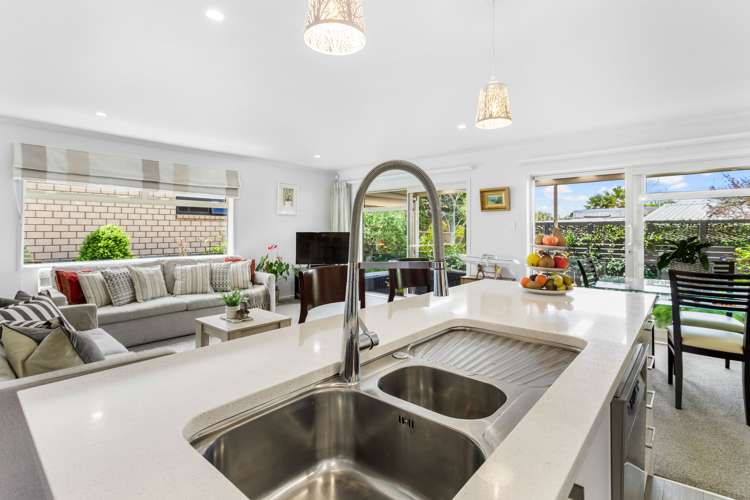 10 Waitaha Close Orewa_4