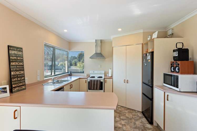 227 Mill Road Otaki_6