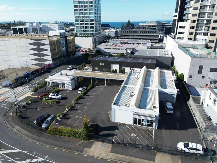 26-28 Northcroft Street Takapuna_19