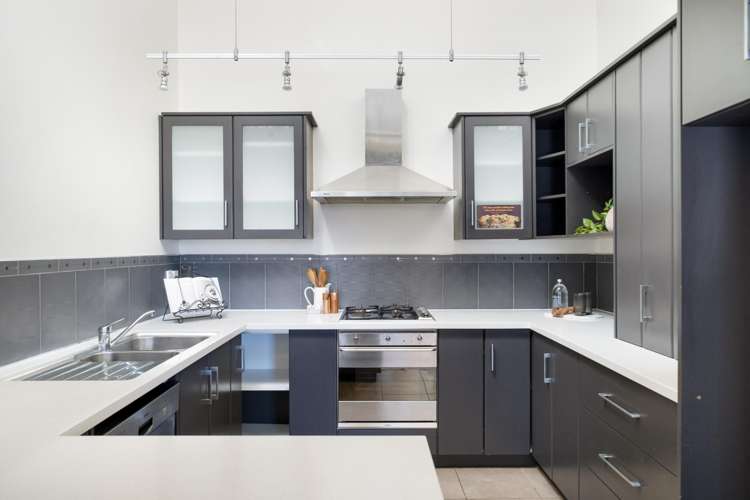 3/69 Dudley Street Hutt Central_3
