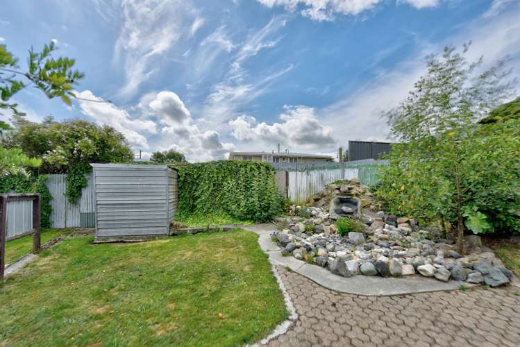 12 Charles Street Gore Surrounds_16