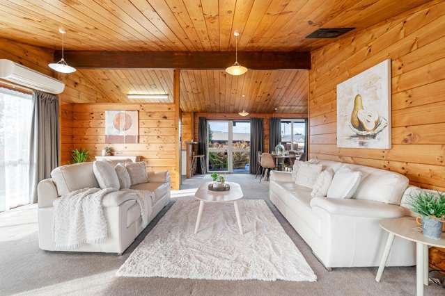 2 Bata Place Pomare_2