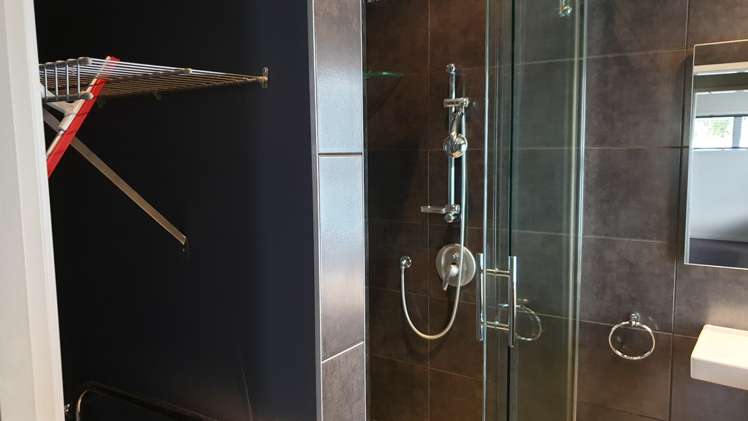 57 Newington Road Henderson_6