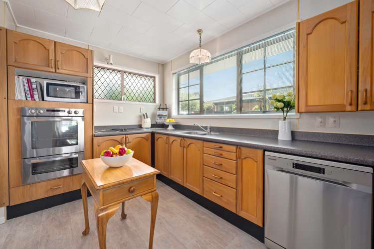 19a Gwendoline Street Glenholme_2