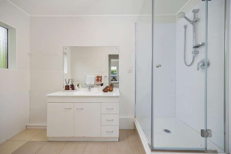 24B Jersey Avenue Mount Albert_18