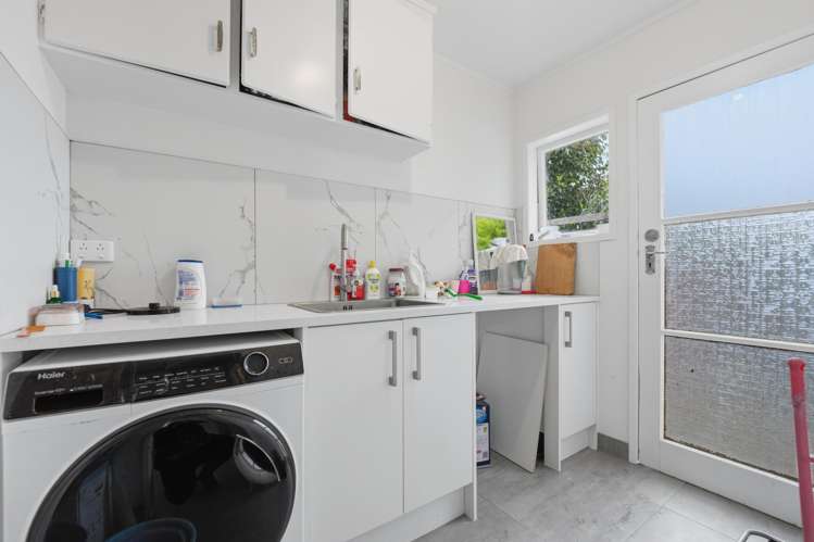 13 Memorial Avenue Mount Roskill_7