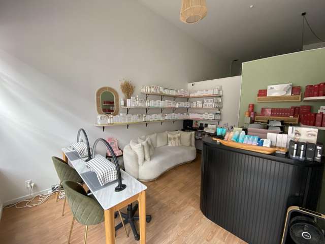 606 Port Road Whangamatā_3