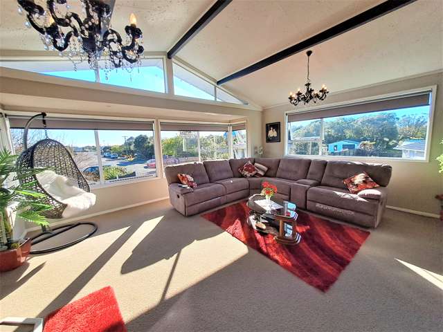 17 Ngahue Crescent Carters Beach_2