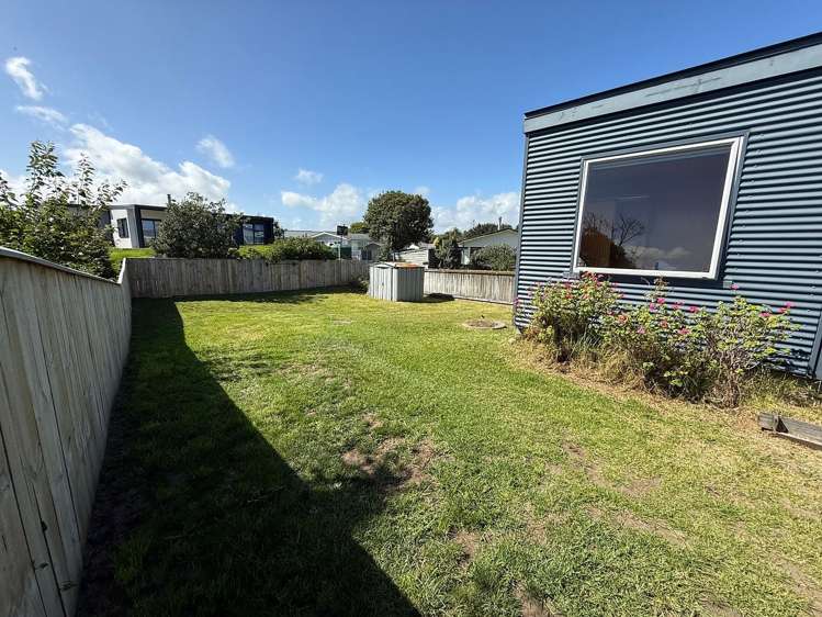 22 Babbacombe Avenue Otaki Beach_12