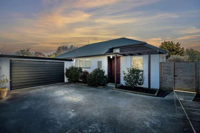 2/20 Downing Street Hoon Hay_3