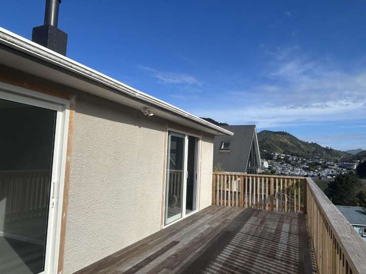 22 Hampden Street 10728_1